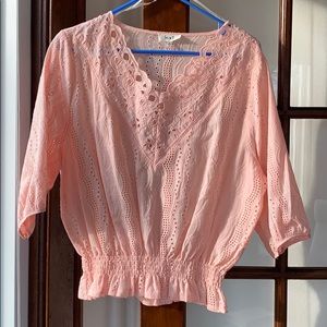 Gorgeous light pink / peach key hole top